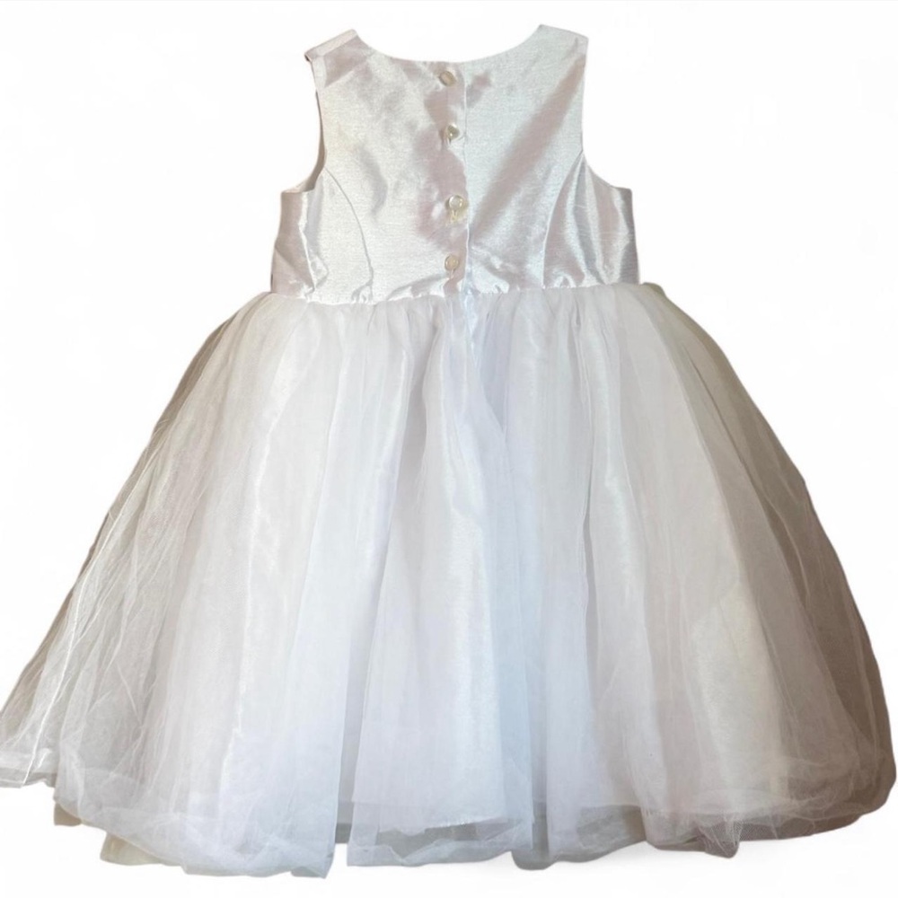 David’s Bridal White Size‎ 4 Elegant Sleeveless Tulle Flower Girls Dress - Picture 2 of 3